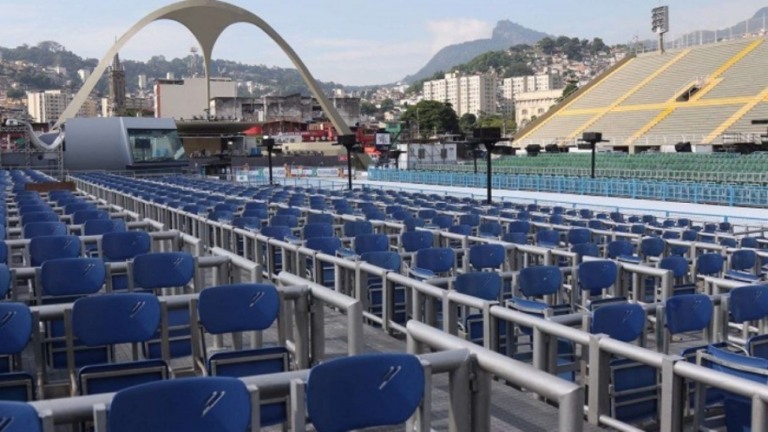 Carnaval no Rio: Mesmo com cancelamento, escolas de samba e blocos mantém planos