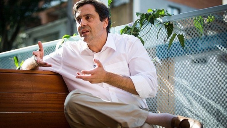 Deputado príncipe tem offshore milionária no mesmo paraíso fiscal de Guedes