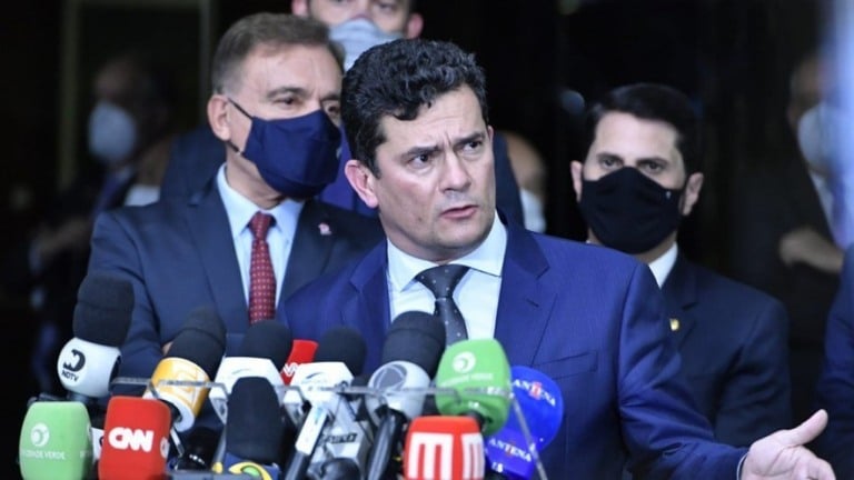 Moro diz que Lula é "vaca sagrada" do PT ao criticar reação da sigla à Lava Jato