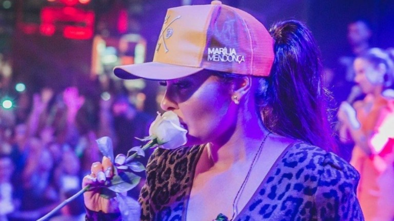 Maraisa assume que pensou em pausar carreira após morte de Marília Mendonça