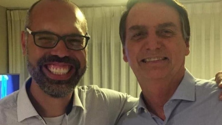TSE bloqueia R$ 1,2 milhão de canais bolsonaristas por "fake news"