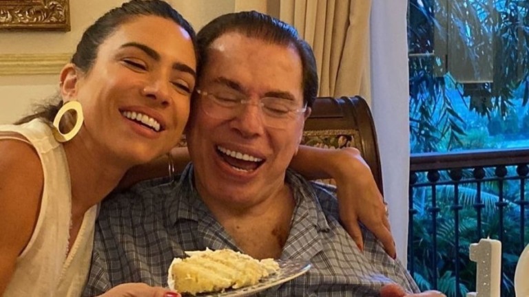 Silvio Santos comemora aniversário de 91 anos ao lado da família