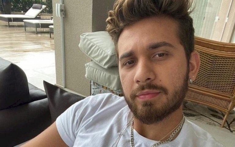Gustavo Mioto passa mal e é levado às pressas ao hospital Gustavo Mioto passa mal e é levado às pressas ao hospital