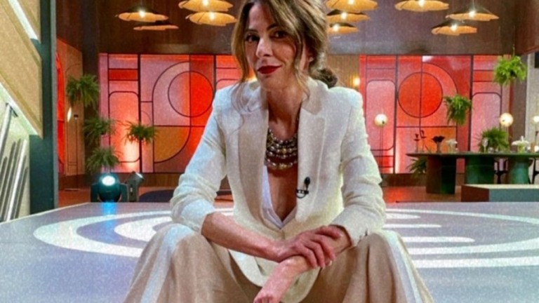 "Tenho uma vida perfeitamente feliz sem filhos", diz Ana Paula Padrão