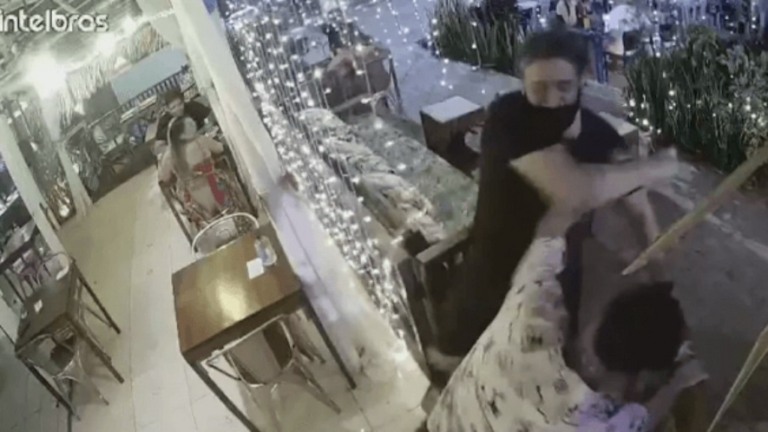 VÍDEO: Funcionário pede comprovante de vacinação e é agredido no Pará