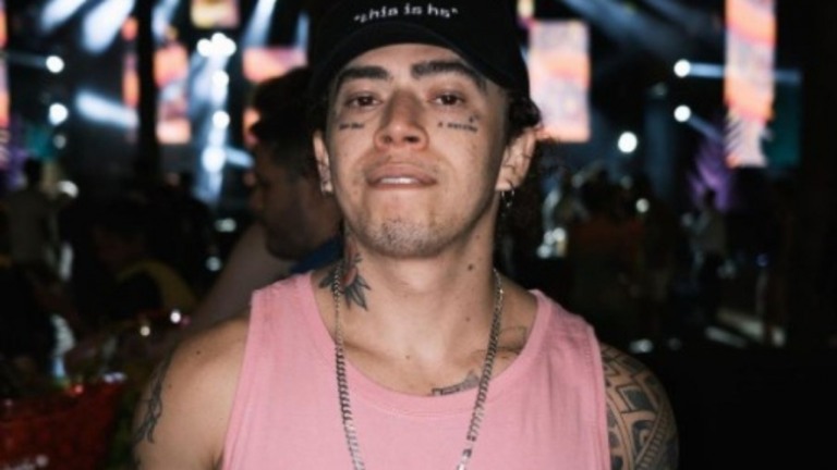 "Momento que mais chorei na vida", diz Whindersson Nunes sobre morte do filho