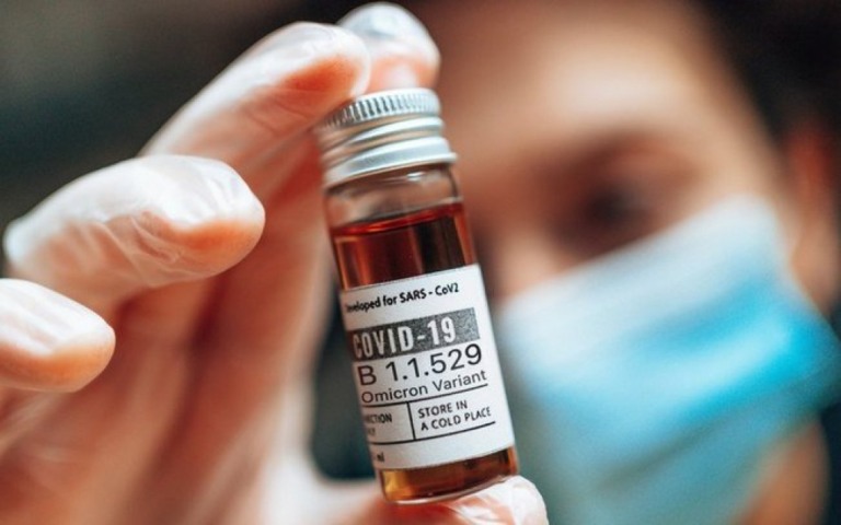 Covid: 'Quem não tem imunidade pela vacina vira fábrica de variantes'