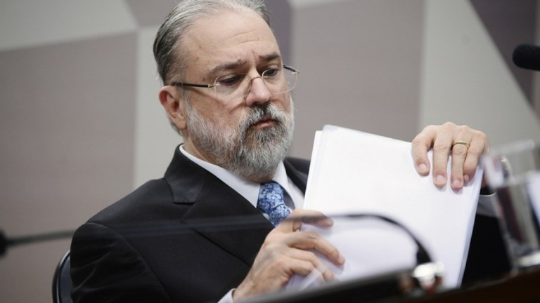 Aras se defende sobre atuação na CPI da Covid e critica polarização
