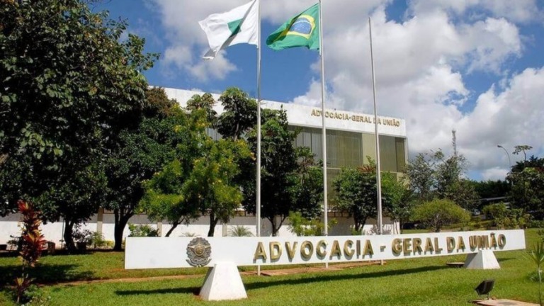 AGU apresenta recurso contra decisão que afastou presidente do Iphan