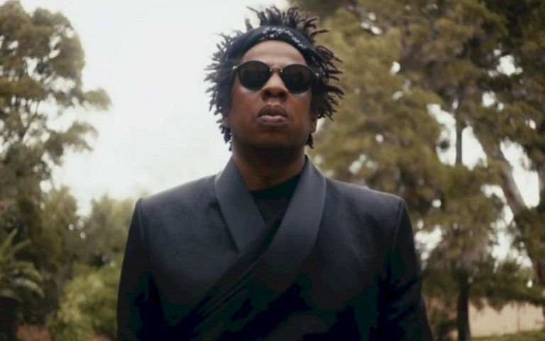 Jay-Z compara Beyoncé a Michael Jackson e divide opiniões