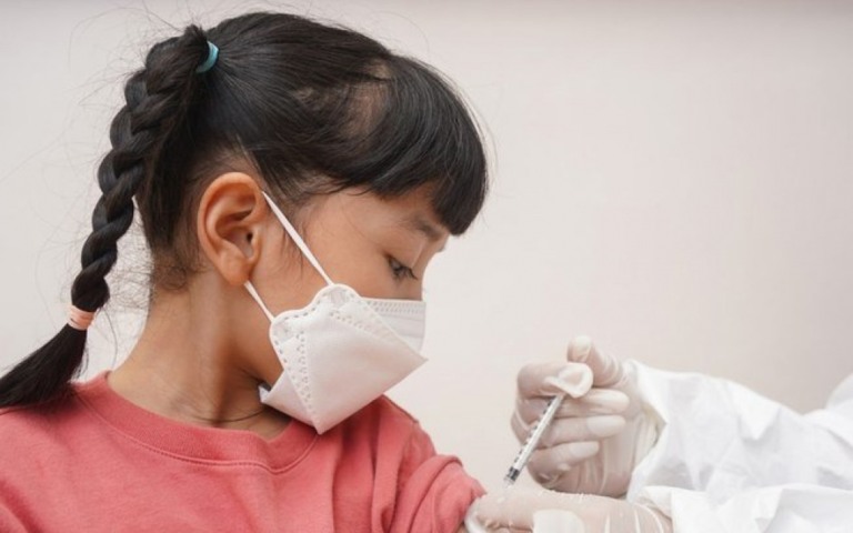 6 fatos a favor da vacina contra covid-19 para crianças
