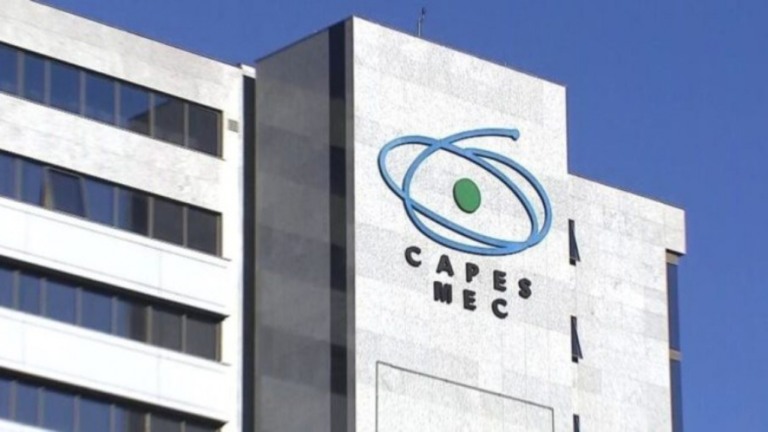 Capes: Mais um grupo pede renúncia coletiva; total vai a 138