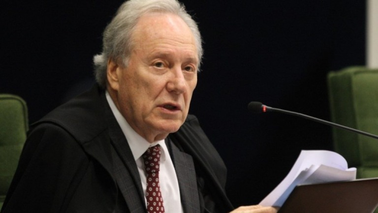 Covid: STF é acionado para obrigar distribuição de vacinas às crianças
