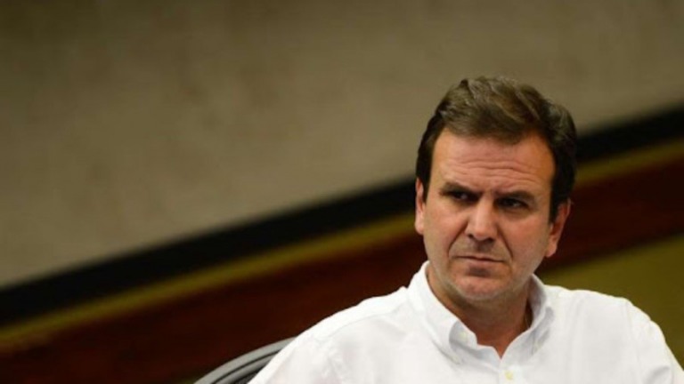 Paes rebate delegado preso por armar operações falsas: 'Vagabundo'