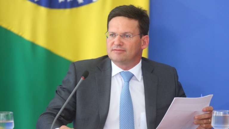 Governo deve enviar 90 médicos a regiões atingidas por chuvas na Bahia