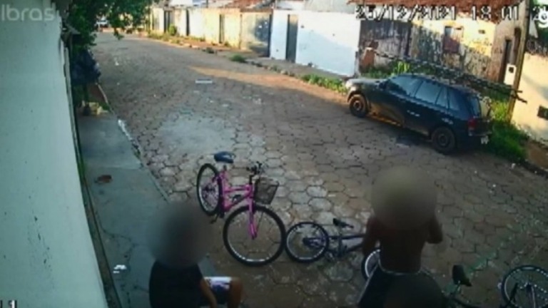 Bomba lançada dentro de casa mata criança de 4 anos em Barretos (SP)