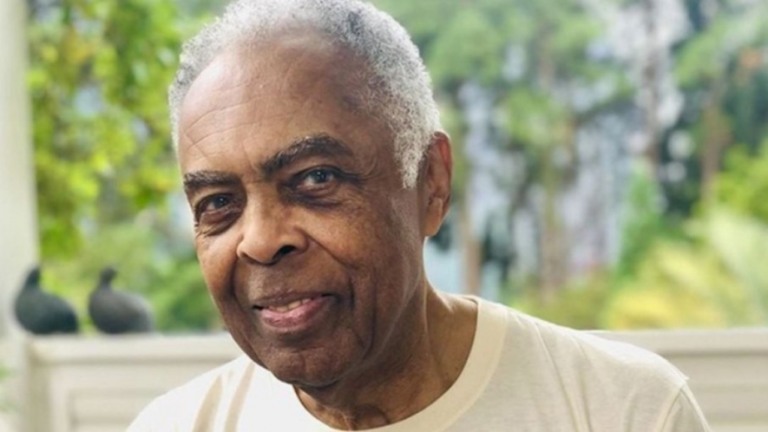 Gilberto Gil exibe fotos raras e relembra exílio em Londres; veja