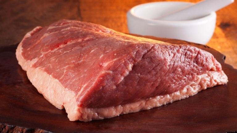 SP: Ladrões roubam 100 kg de picanha avaliados em R$ 30 mil