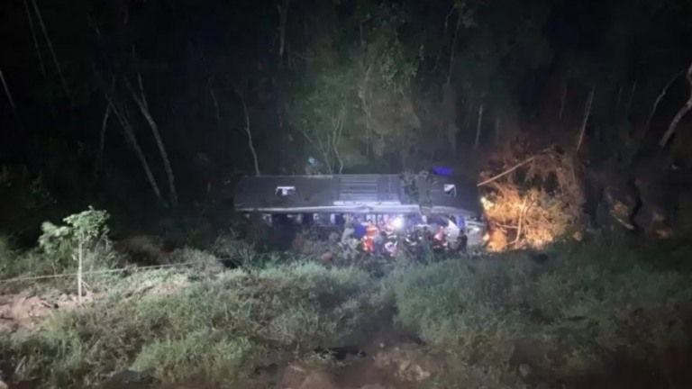 MG: Acidente com ônibus deixa dois mortos e 34 feridos na BR-381