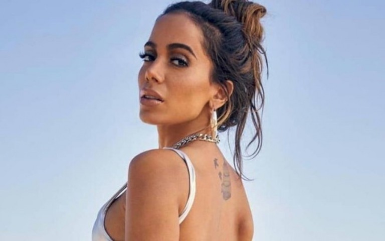 Sorte no dinheiro azar no amor, Anitta falou sobre sua previsão para 2022