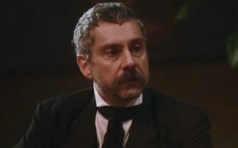 "Nos Tempos do Imperador": Tonico delira e "destrona" Dom Pedro II