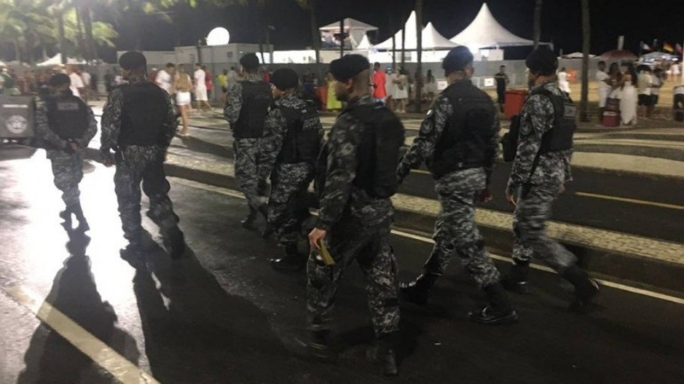 Homens esfaqueados durante réveillon em Copacabana recebem alta médica