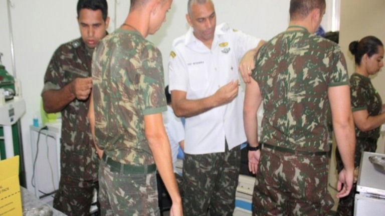 Mais 36 mil militares não se vacinaram contra a Covid-19