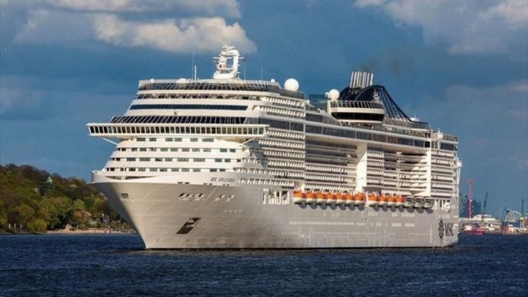 Covid: embarque de navio é suspenso e gera tumulto em terminal