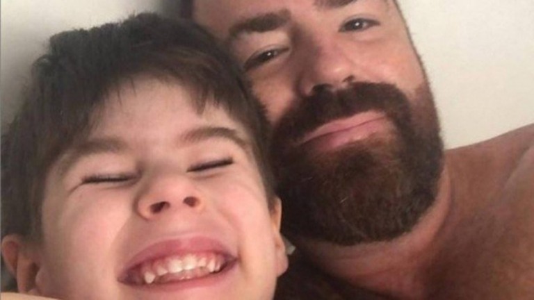 Lei Henry Borel: campanha criada por Leniel tem 585 mil assinaturas