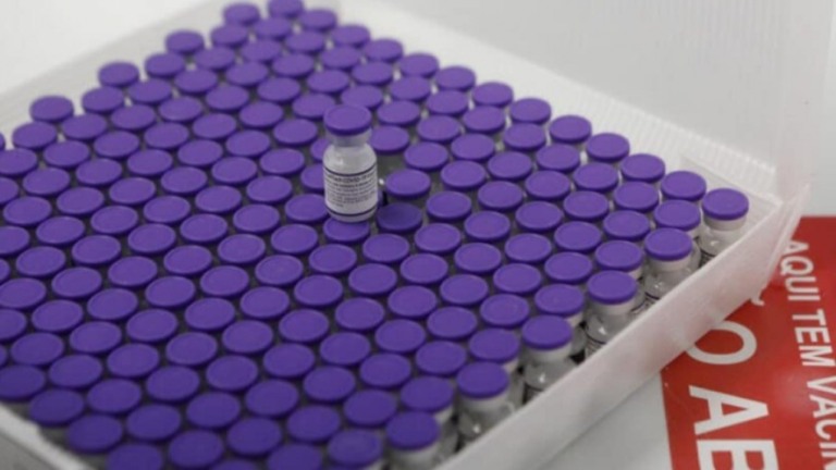 EUA aprovam reforço da Pfizer para crianças de 12 a 15 anos