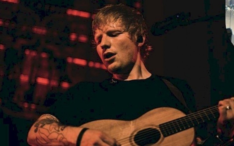 Ed Sheeran diz que episódio de "South Park" "arruinou" sua vida