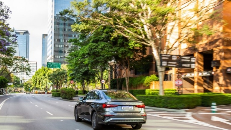 Linha A3 Sedan e Sportback da Audi ganha versão S line