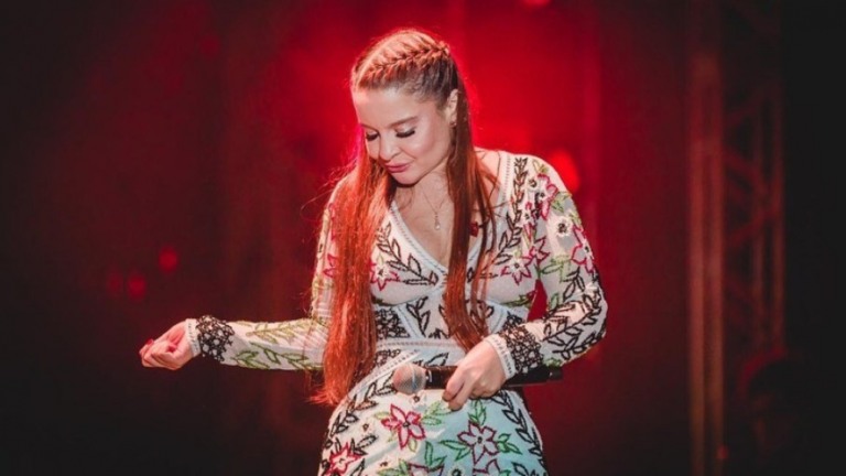 Maiara se pronuncia após pouso de emergência