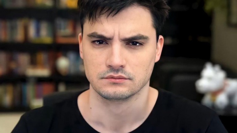 Felipe Neto pediu a Boninho vaga no "BBB 22"