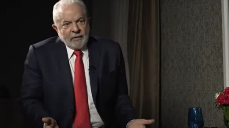 Lula defende revogar reforma trabalhista: "recuperar direitos"