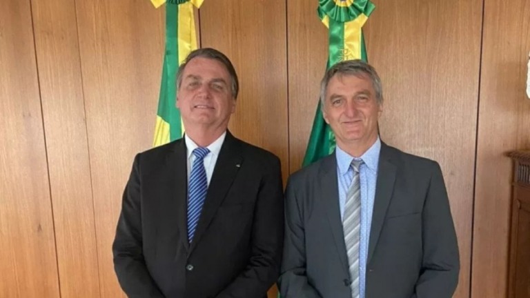 Cidade de irmão de Bolsonaro recebe R$ 10 milhões do orçamento secreto