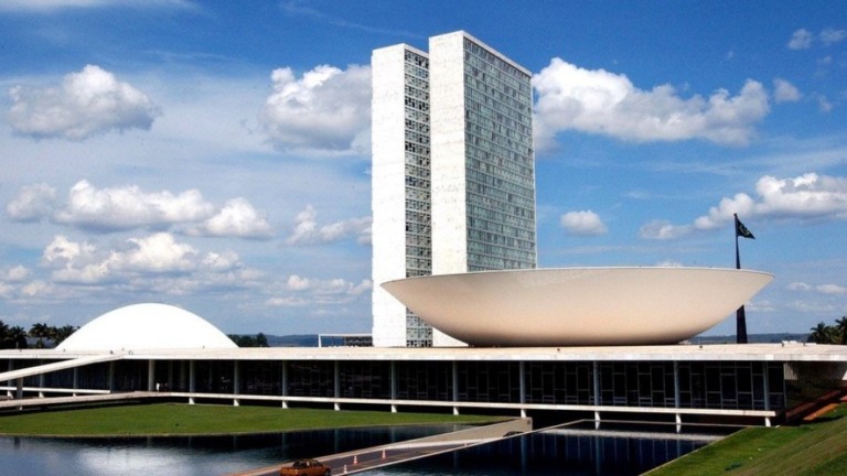 Congresso articula derrubada de veto de Bolsonaro sobre Refis