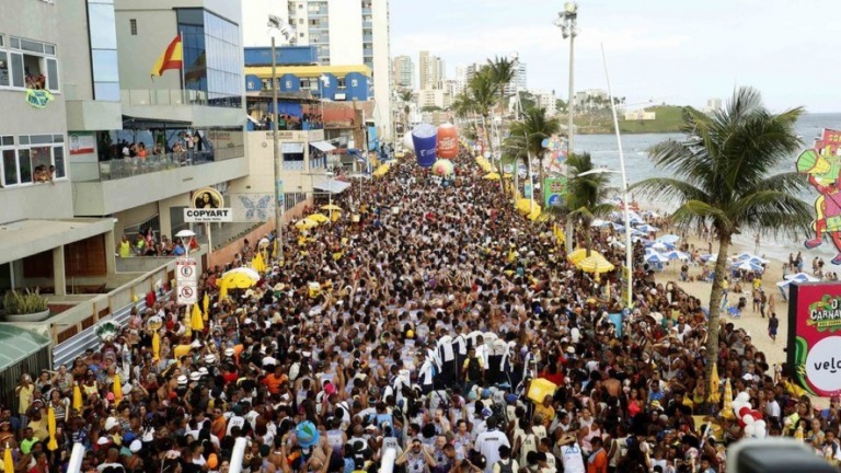 Carnaval: 18 capitais já cancelaram blocos de rua em 2022; veja lista