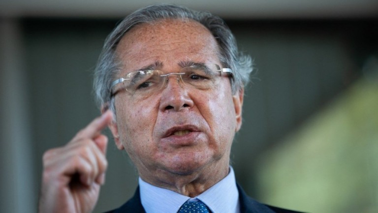 Guedes vai se reunir com investigados pelo STF para discutir investimentos