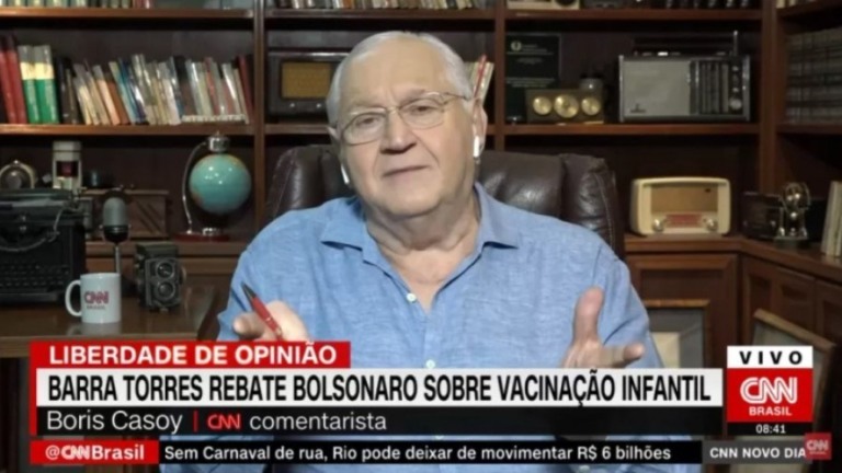 Boris Casoy estreia na CNN Brasil com pedido a Bolsonaro; assista