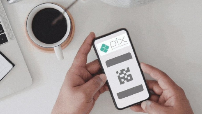 Novo golpe do Pix na praça: veja como se proteger do "QR ode falso"