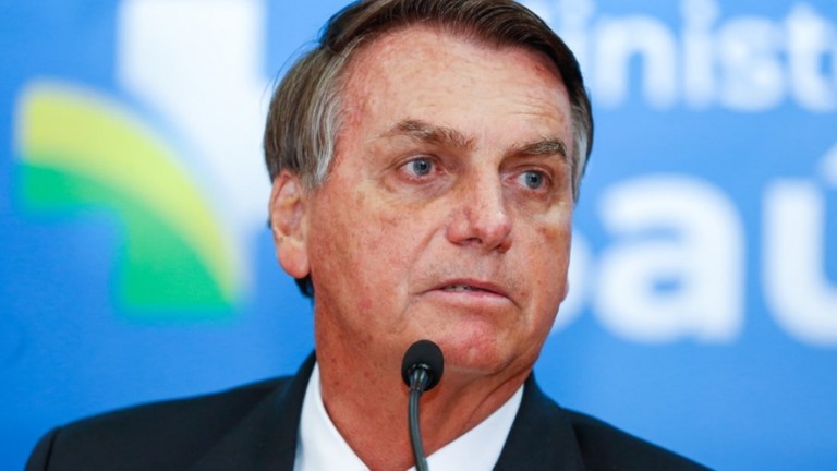 Bolsonaro rebate Doria: "No Estado dele, perde para o Cabo Daciolo"