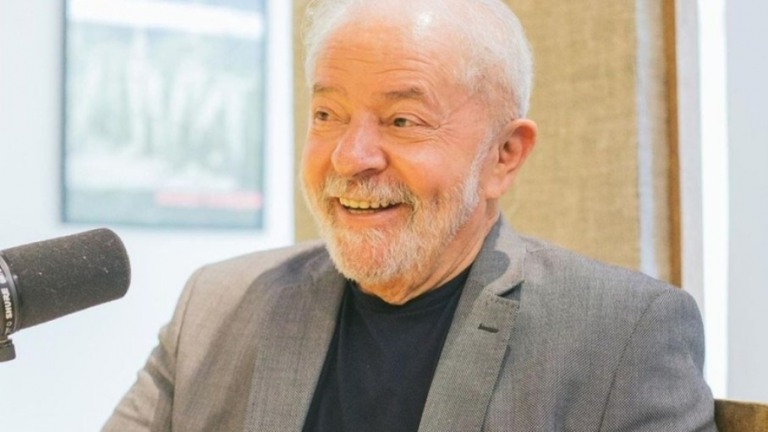 Pesquisa: Lula tem 45% das intenções de voto e pode vencer no 1º turno