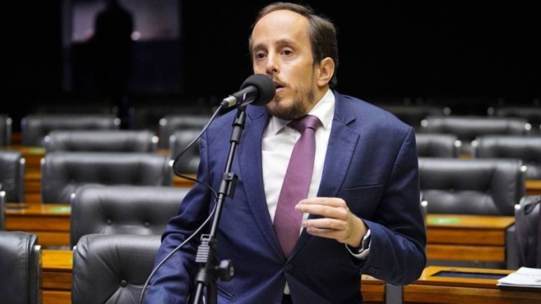 Novo escolhe Paulo Ganime como pré-candidato ao governo do Rio