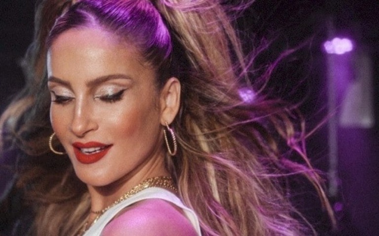 Claudia Leitte será a 1ª brasileira a se apresentar no parque Walt Disney World