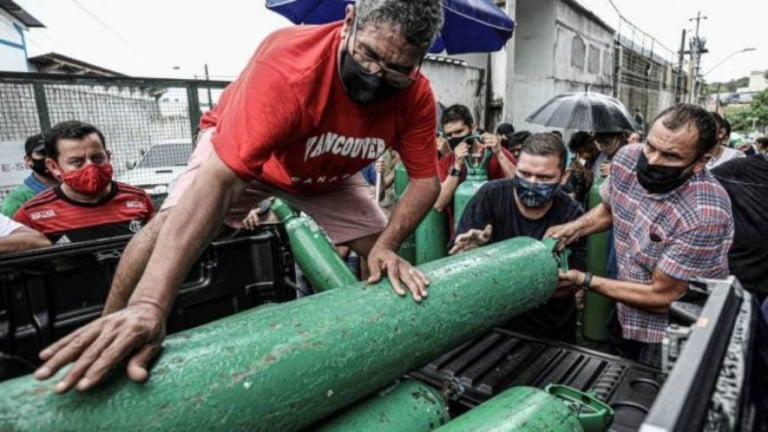 Um ano da crise do oxigênio em Manaus: a realidade cruel das vítimas