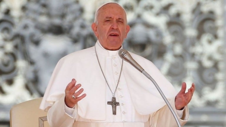 Papa lamenta vítimas de chuvas e inundações no Brasil