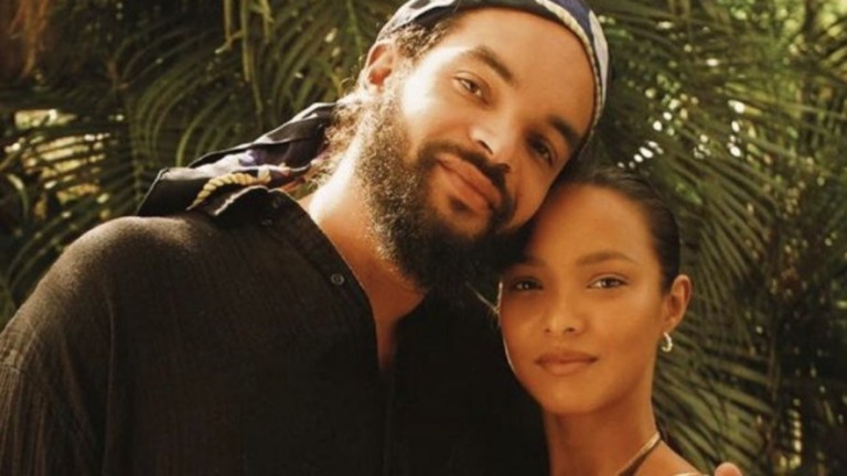 Supermodelo Lais Ribeiro anuncia casório com jogador do Chicago Bulls