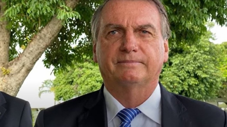 Mesmo após greve, Bolsonaro mantém intenção de dar aumento a policiais
