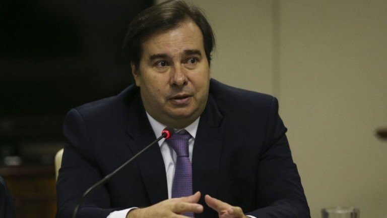 Programa de governo de Doria será coordenado por Rodrigo Maia